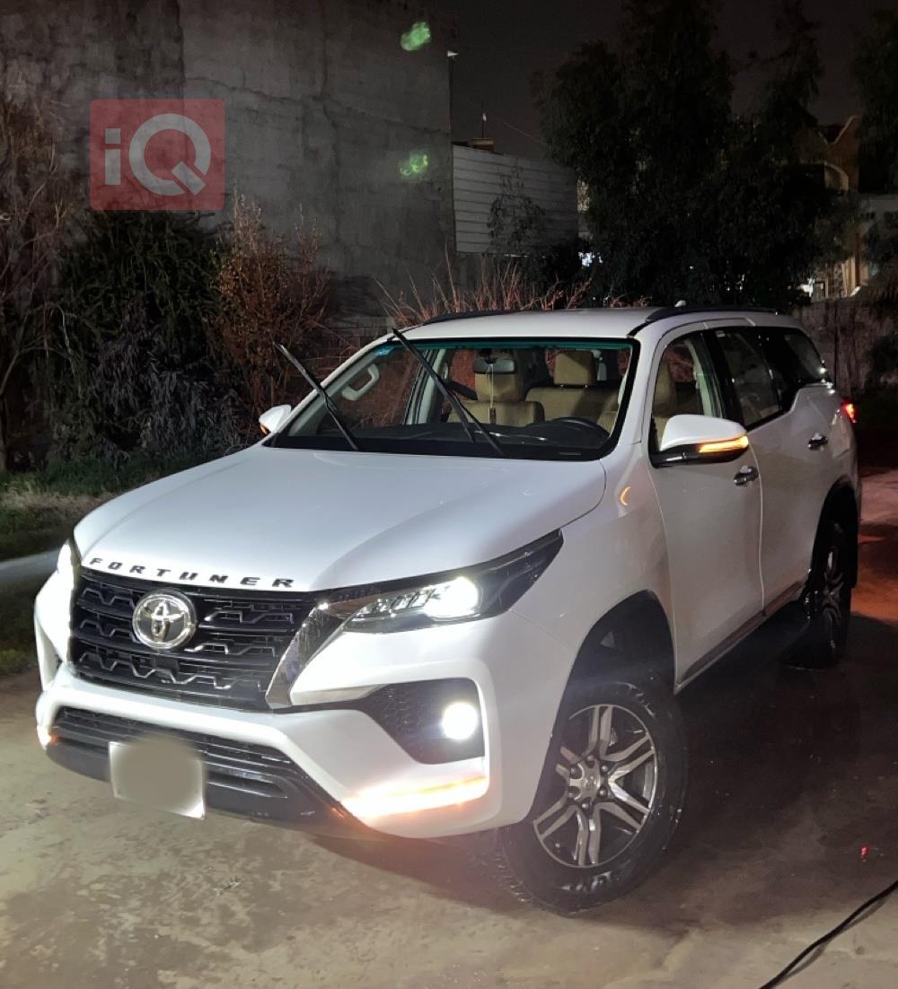 تۆیۆتا فۆرچێنەر